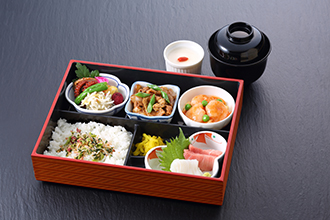 お弁当2200